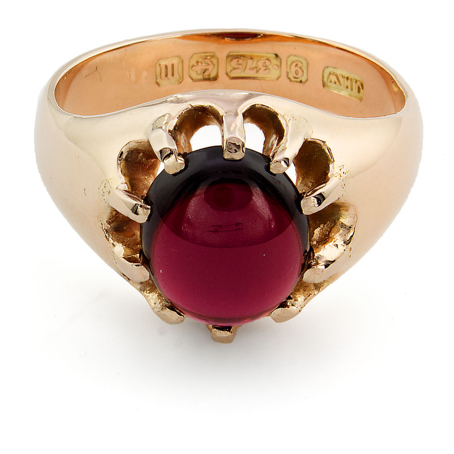 Yellow gold garnet deals ring